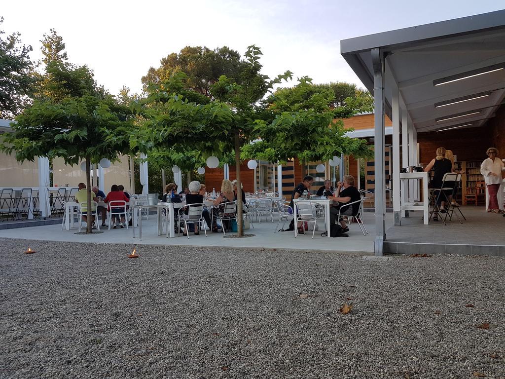 Hotel Camping Taimi Marina di Massa Zewnętrze zdjęcie