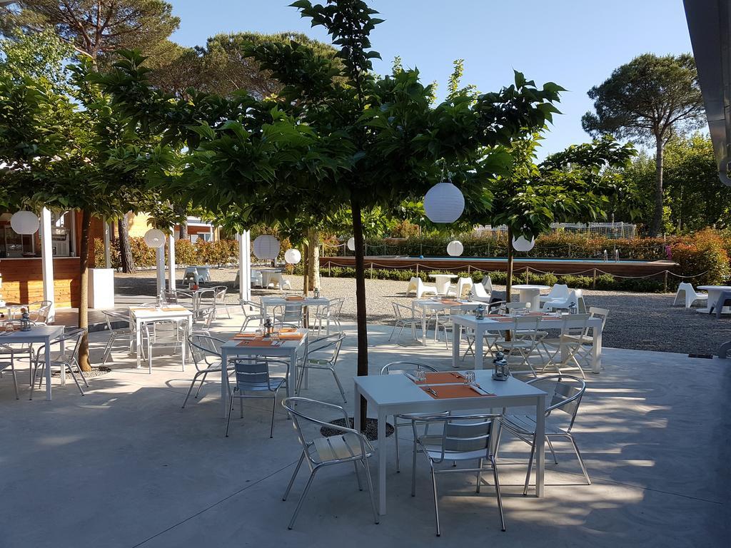 Hotel Camping Taimi Marina di Massa Zewnętrze zdjęcie